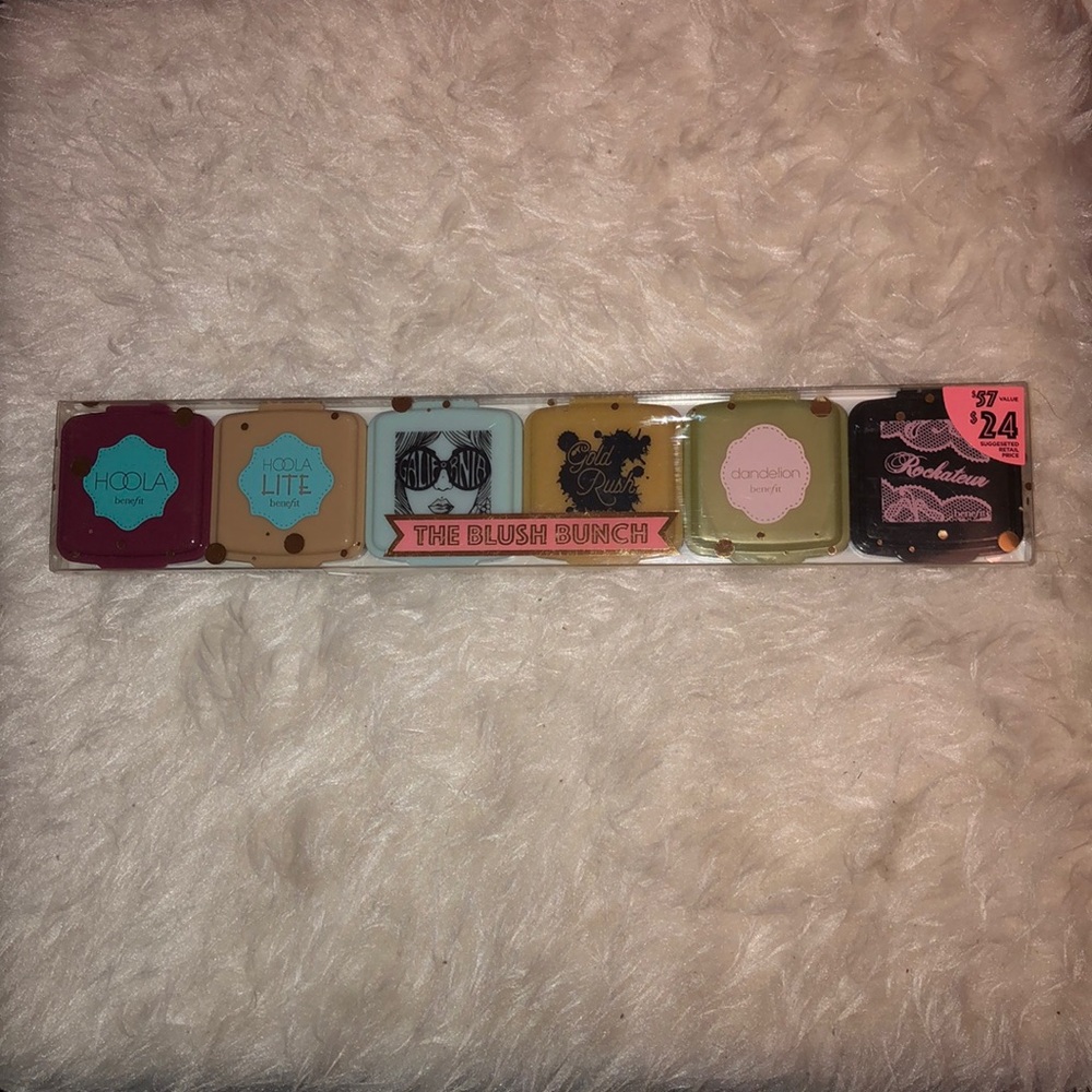 Benefit cosmetics: Ultimate blush bunch